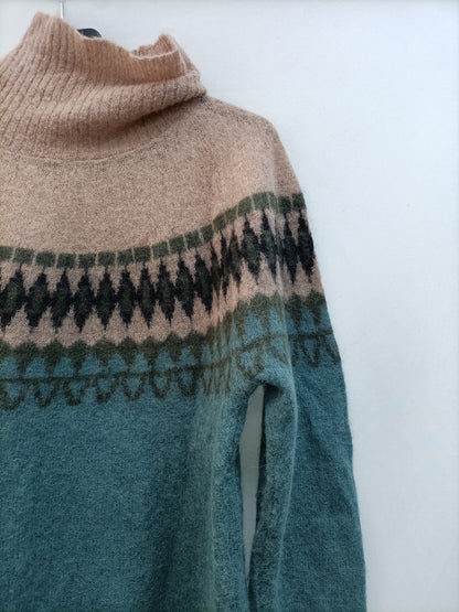 TCN. Jersey bicolor cuello alto T.s