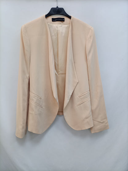 ZARA. Flowing beige blazer Tm