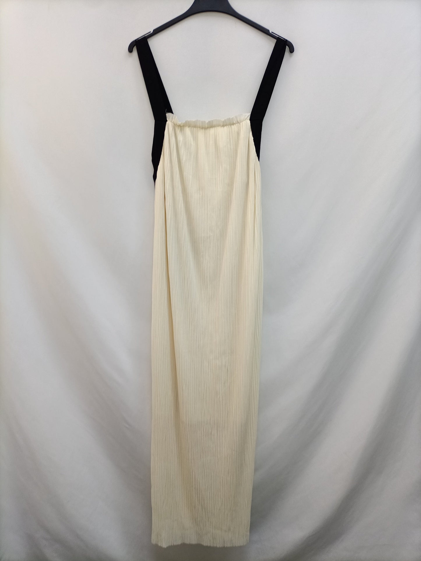 ZARA. Long beige dress Tm