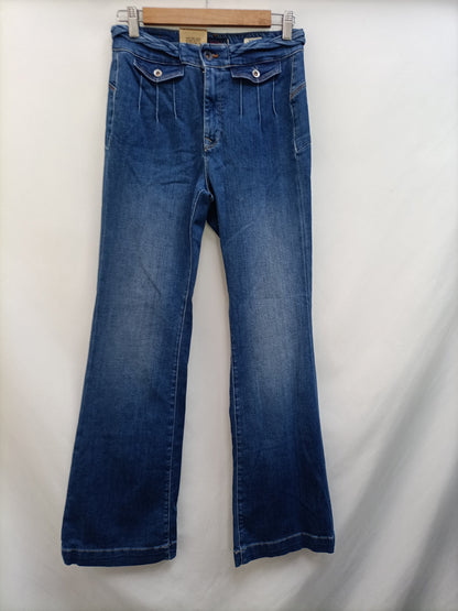 SALSA. Pantalón denim campana T.36