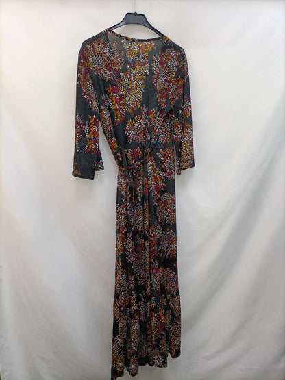 KIABI. Vestido cruzado largo T.m