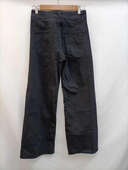 STRADIVARIUS. Black culottes, size 36