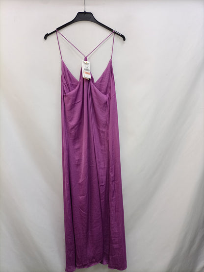 OYSHO. Vestido largo morado T.l
