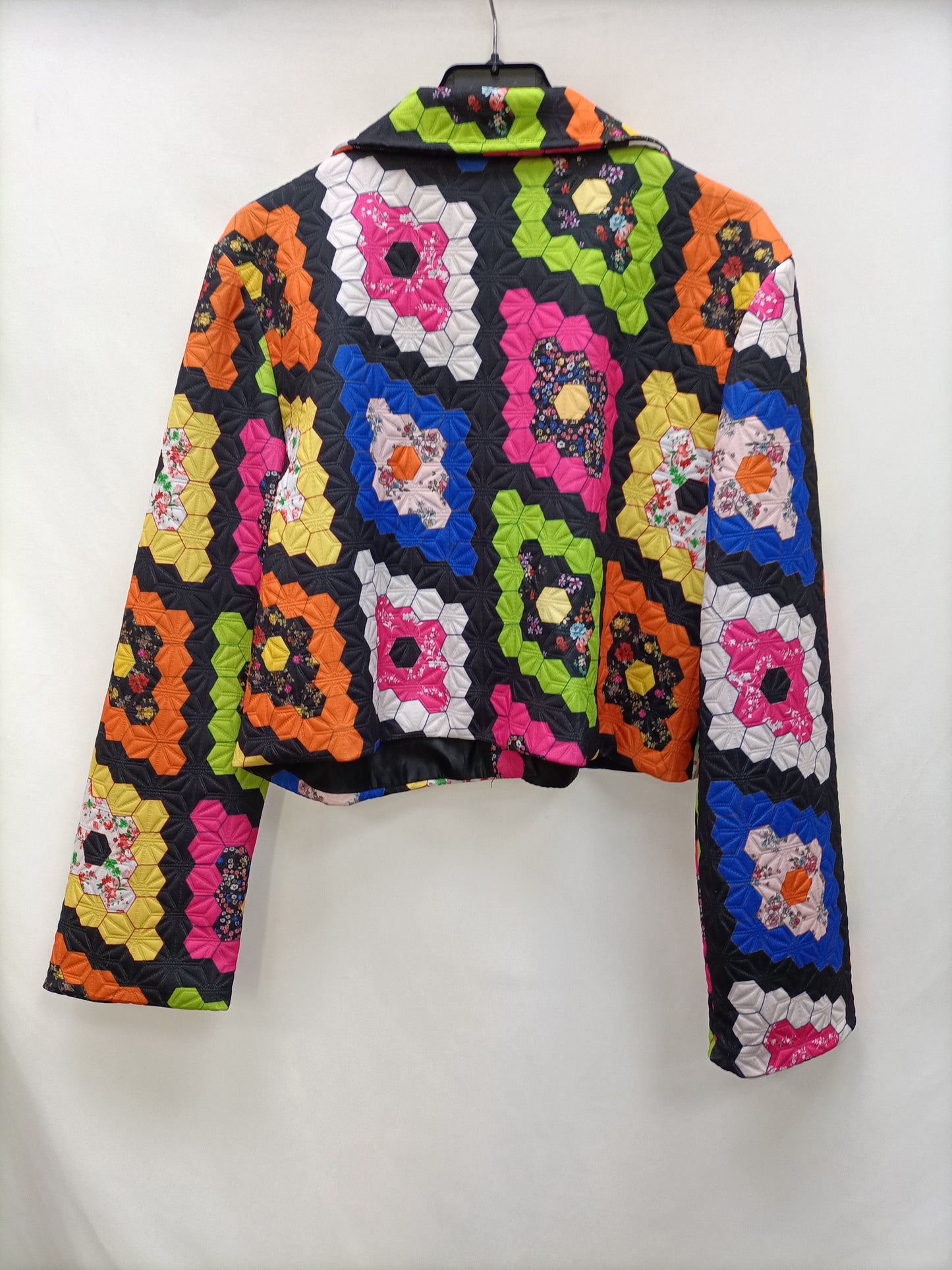 OTRAS. Chaqueta corta retro Tu(S)