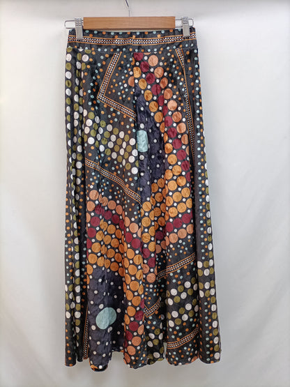 OTRAS. Falda midi terciopelo T,u (34)