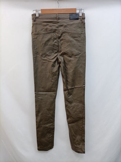 LEFTIES. Pantalón encerado verde T.40