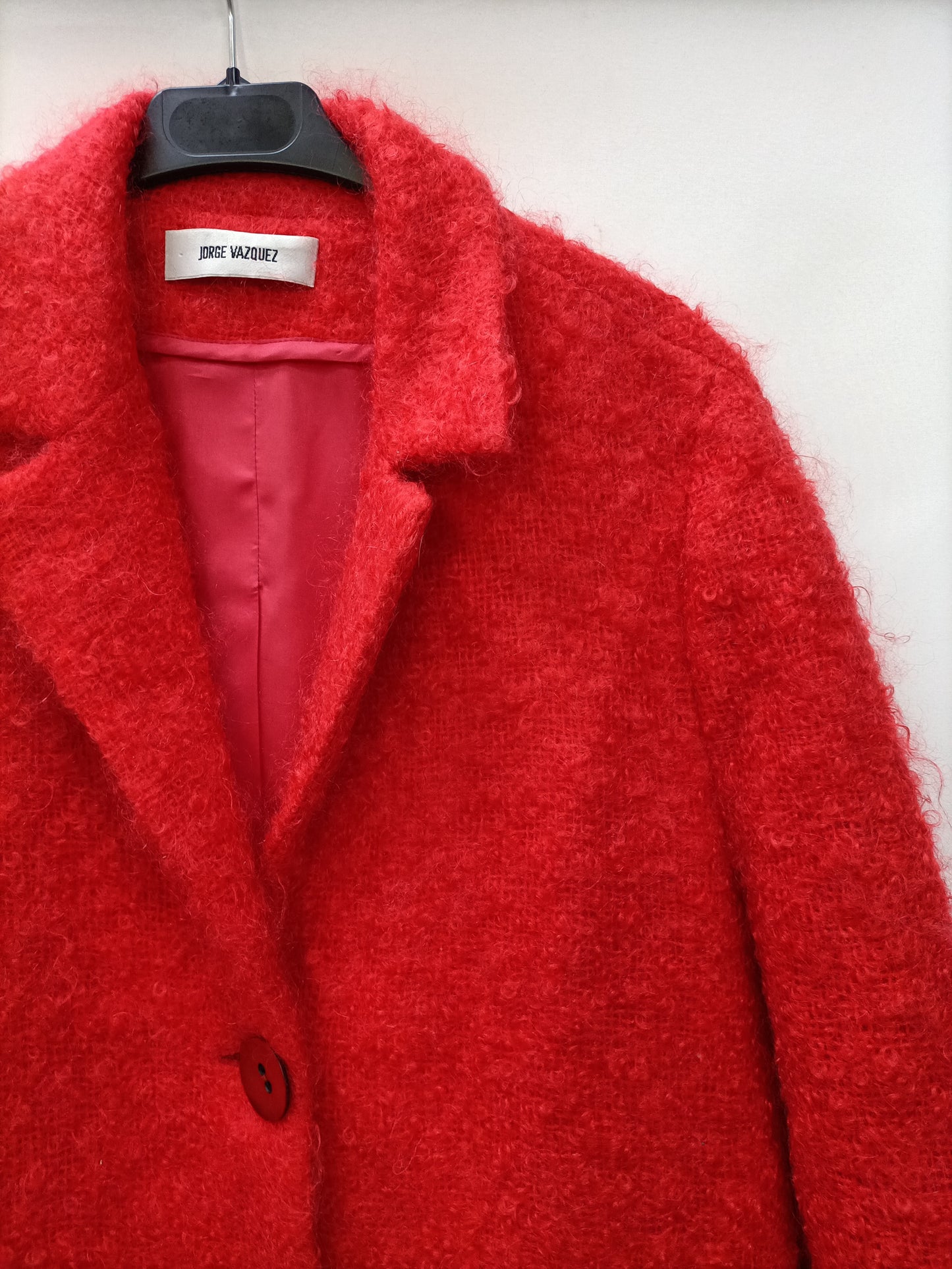 JORGE VAZQUEZ. Red coat size 42