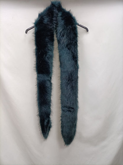 VIOLETA BY MANGO. Green fur collar