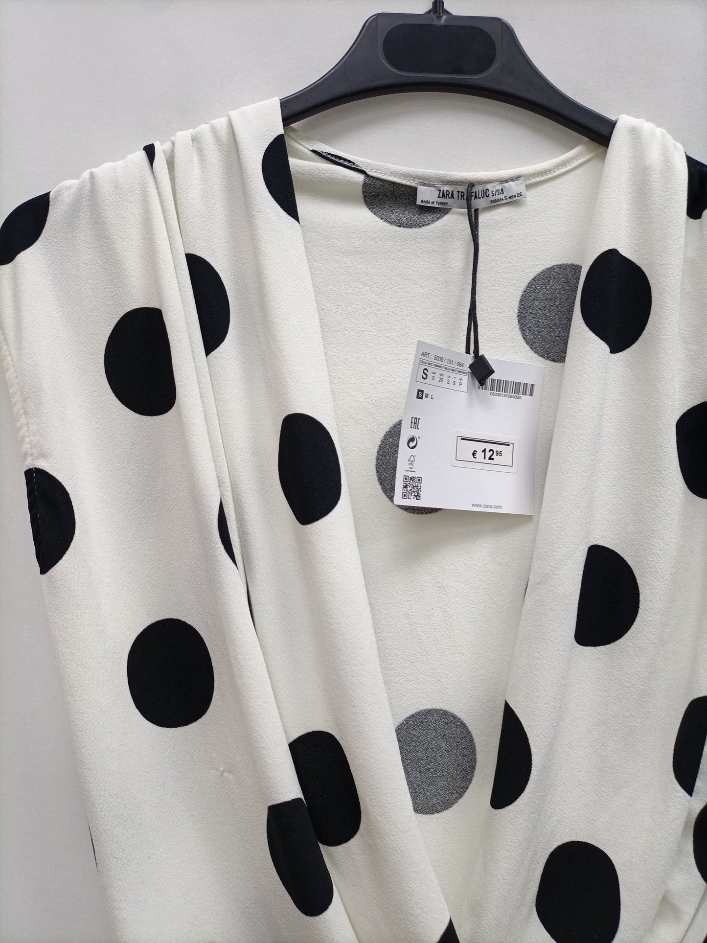 ZARA. Body blanco lunares T.s