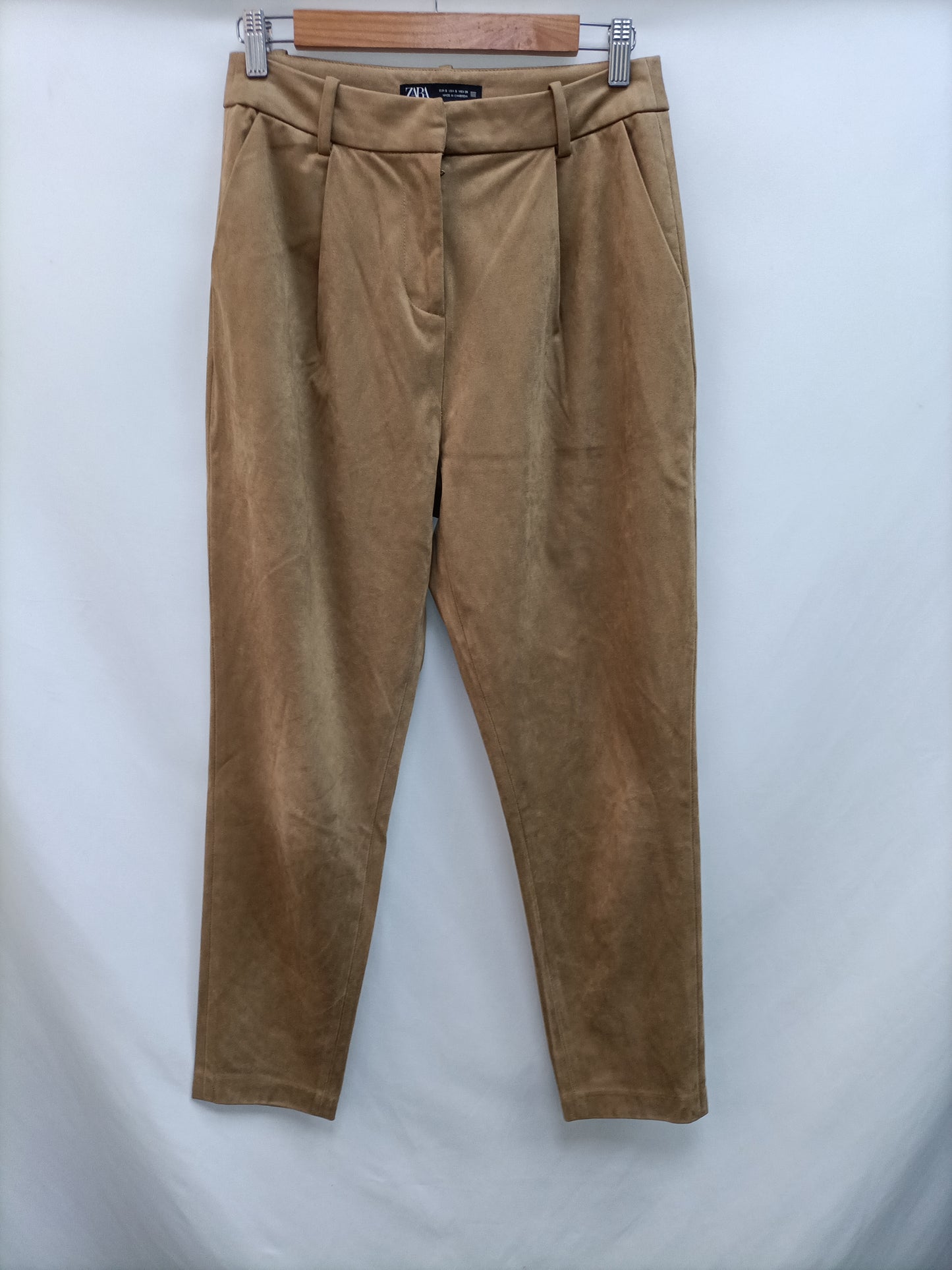 ZARA. Ts beige suede pants