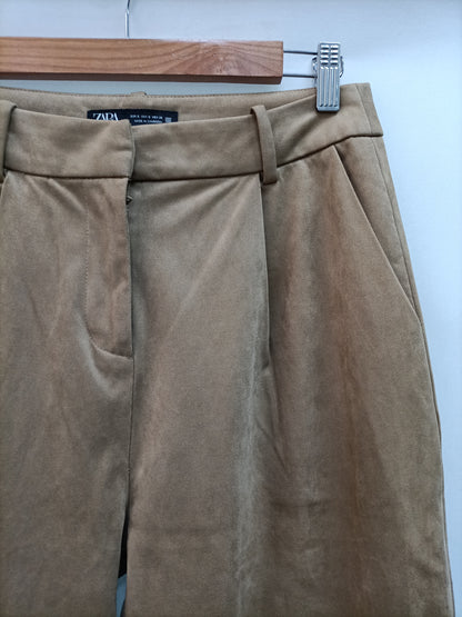 ZARA. Ts beige suede pants