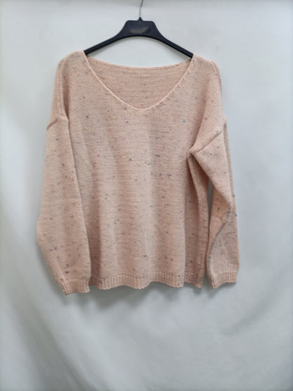 OTHERS. Pink sweater threads Your(s)