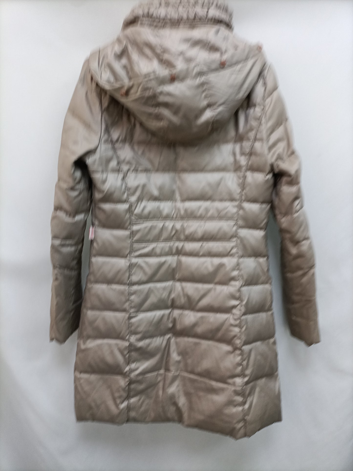 FLAMENCO. Beige feathers Ts (TARA)