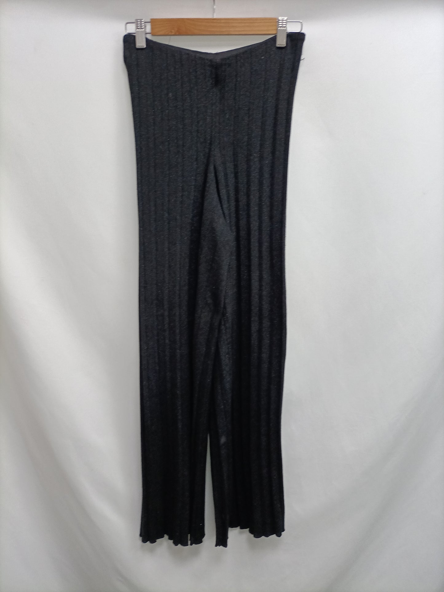 MANGO.Pantalones punto hilos plata T.s