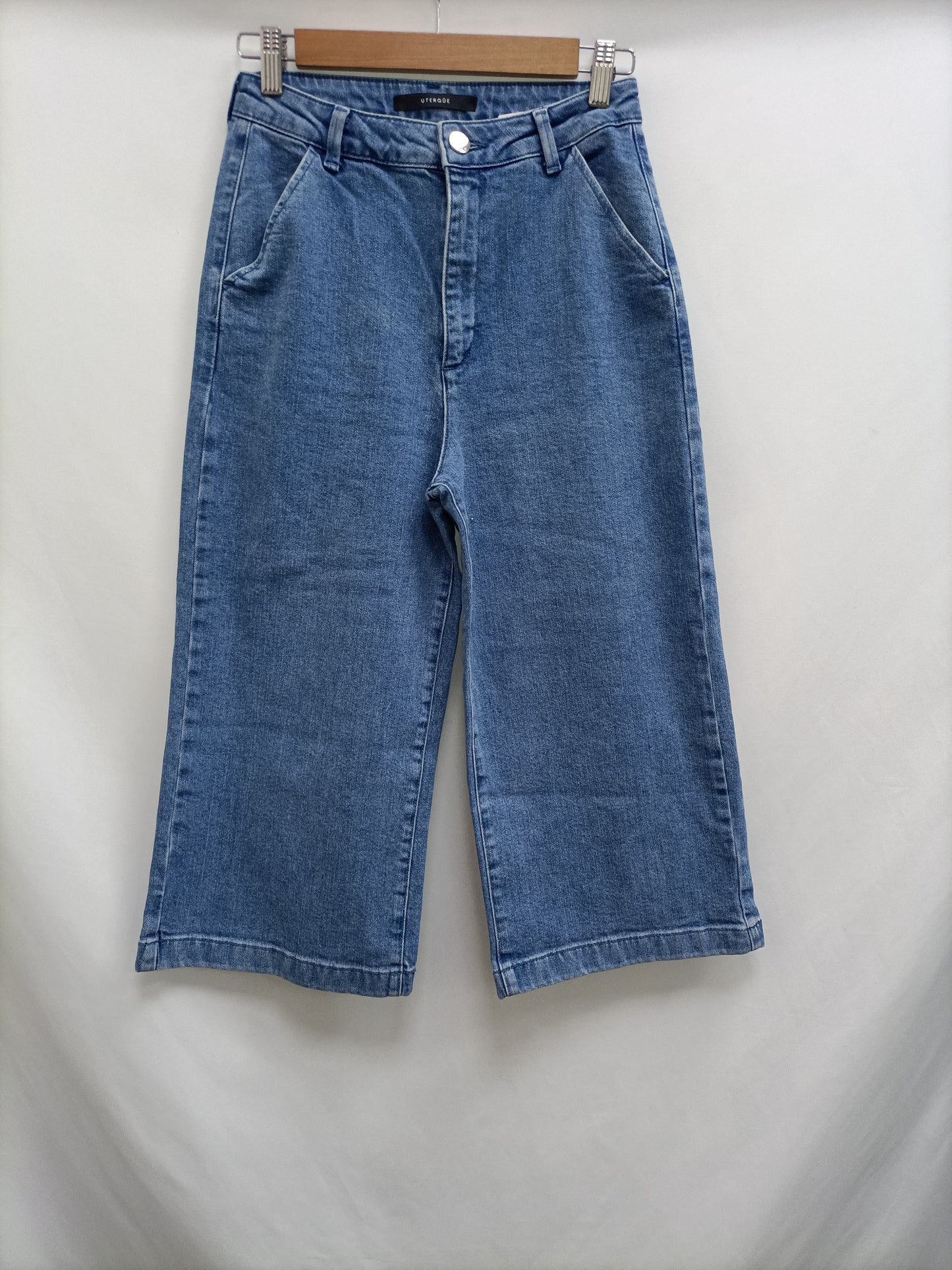 UTERQÜE.Pantalones culotte pesqueros T.38