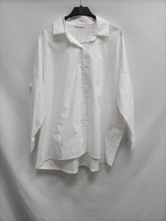 CARLOTA&CO.Camisa blanca oversizez T.s/m