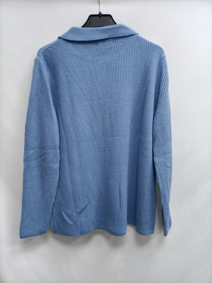 WHITE&amp;ONE. Blue polo-style sweater TU (S/M) TARA