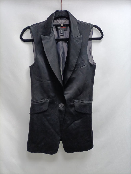 MANGO.Chaleco negro satinado T.S