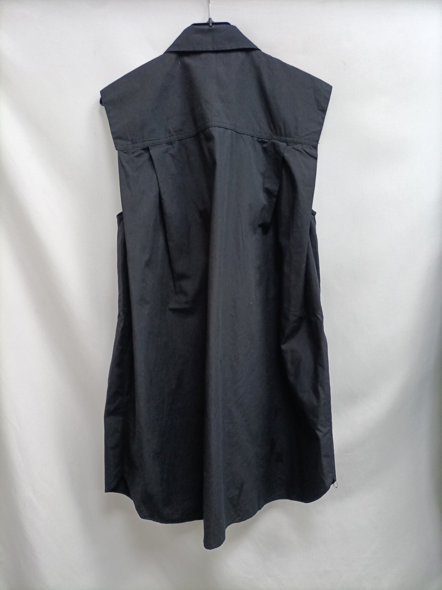 ZARA.Vestido corto camisero sin mangas T.S