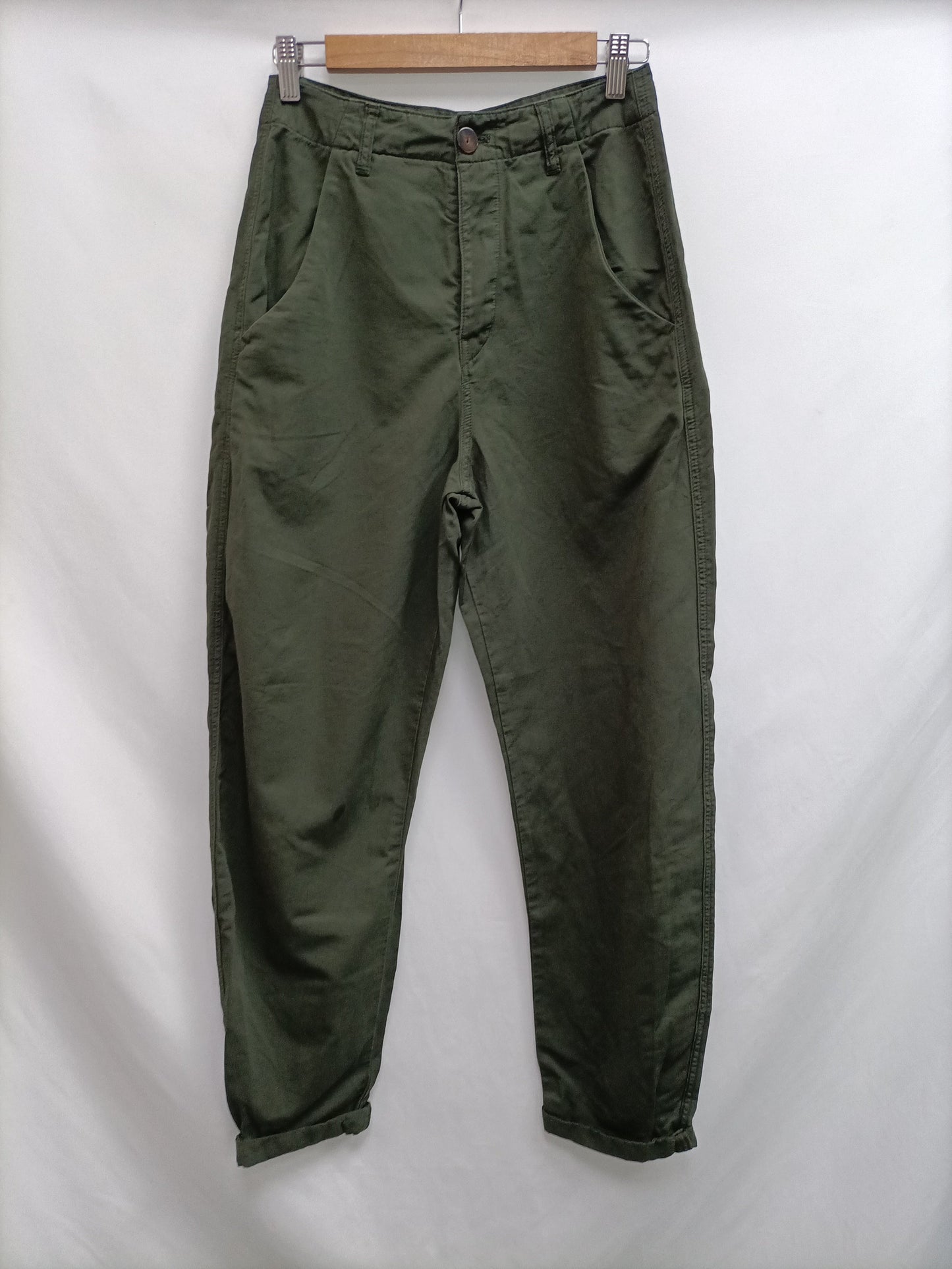 MASSIMO DUTTI. Slouchy pants. Size 36