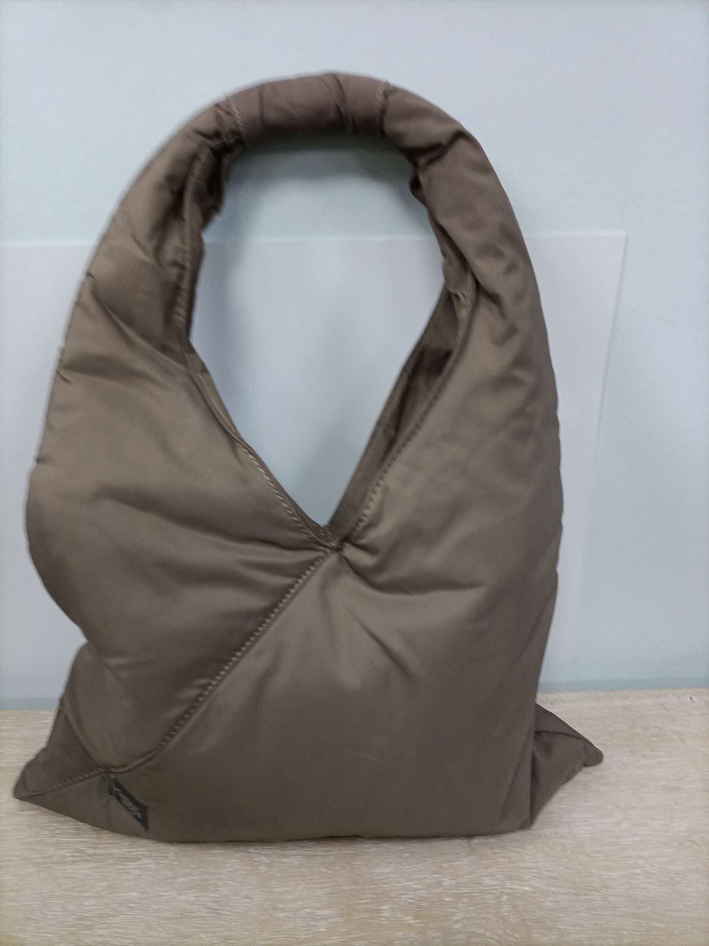 WINTER MOOD BY TANTREND.Bolso lona marrón