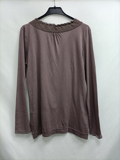 MASSIMO DUTTI.Top morado manga larga T.XL