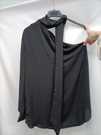 ASOS.Blusa negra asimétrica T.36