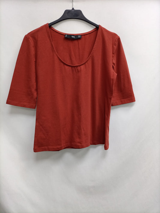 MANGO.Camiseta básica teja T.M