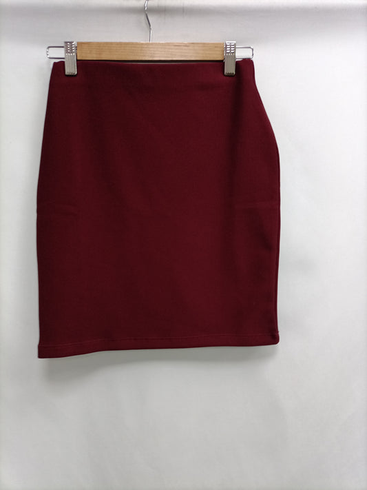 FOREVER21.Falda burdeos punto T.S