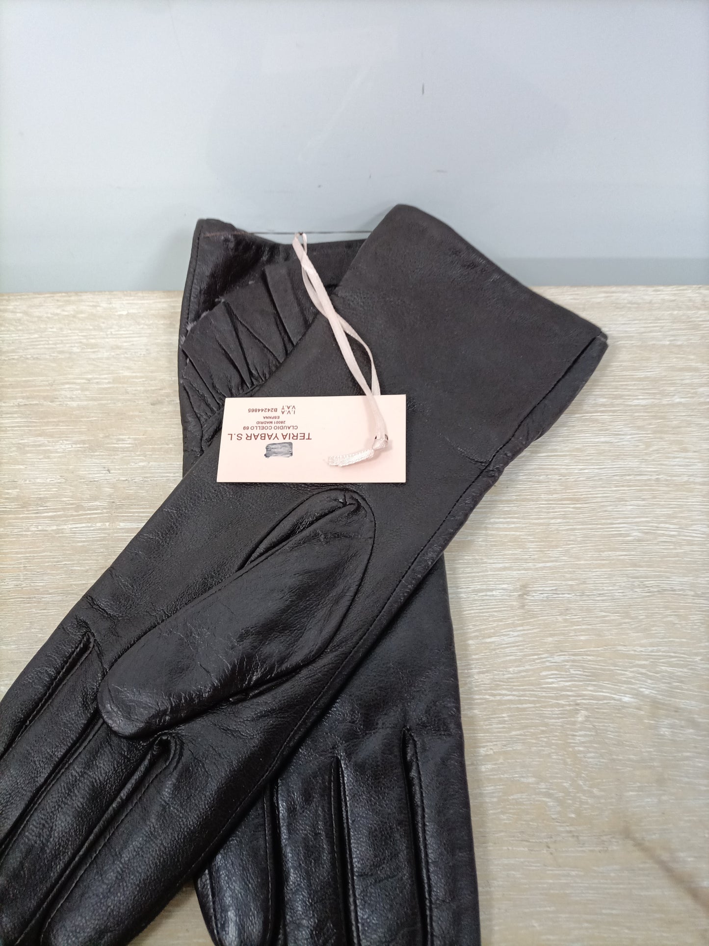 TERIA YABAR.Guantes marrones piel T.M