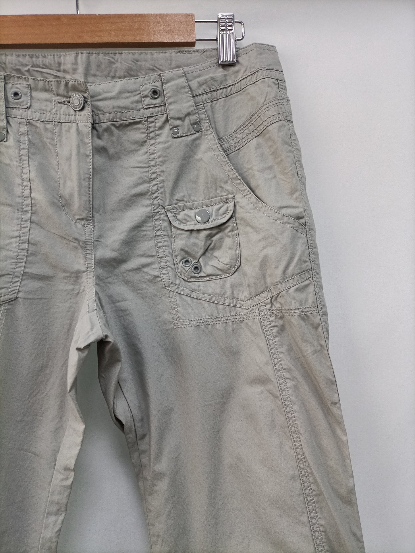KWOMAN. Pantalón gris pesquero T.38