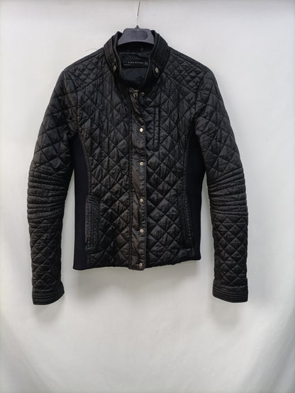 ZARA. Plumas negro fino T.m(tara)