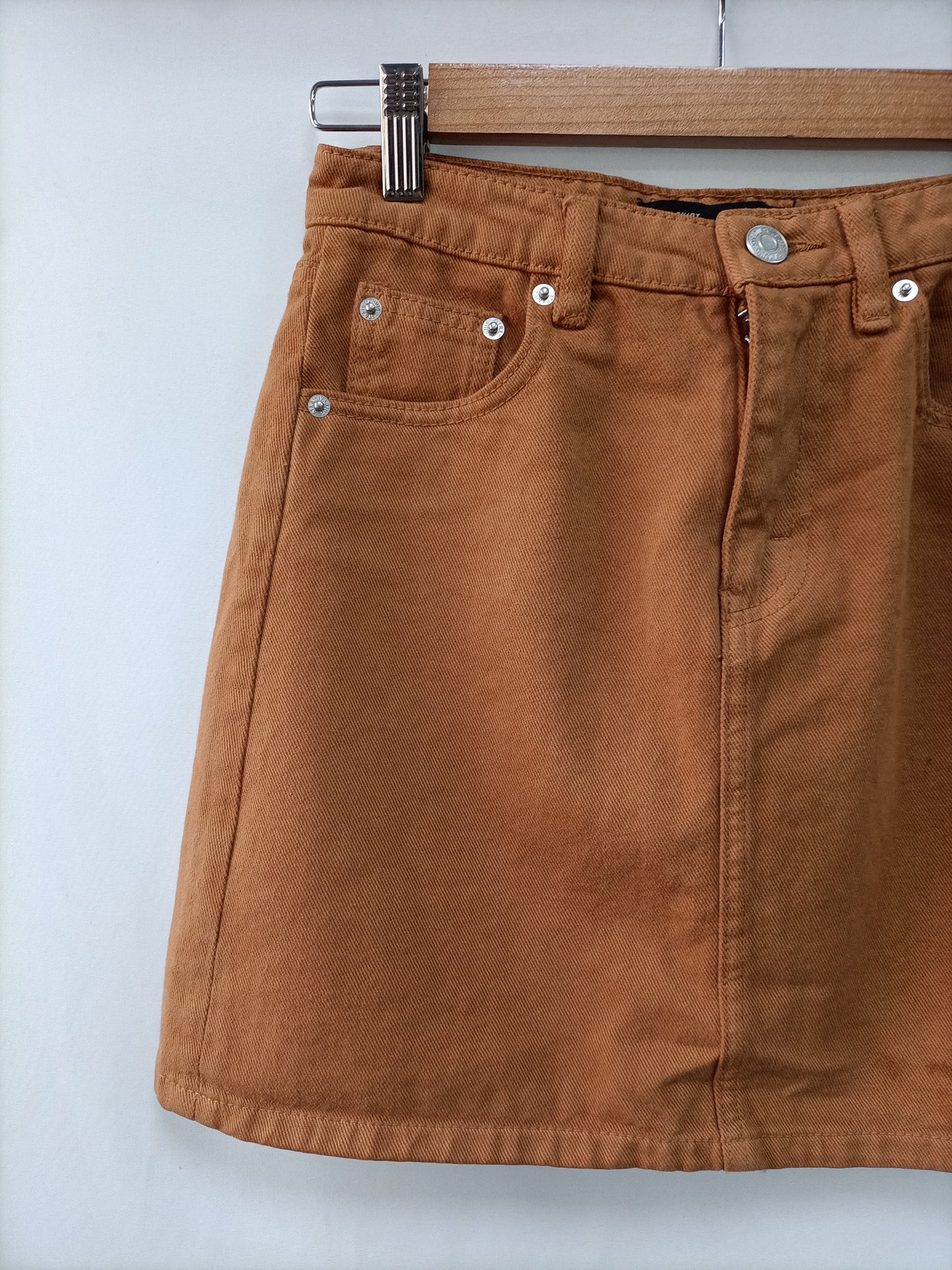 STRADIVARIUS. Falda denim teja T.34