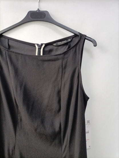 ZARA. Black Ts midi dress