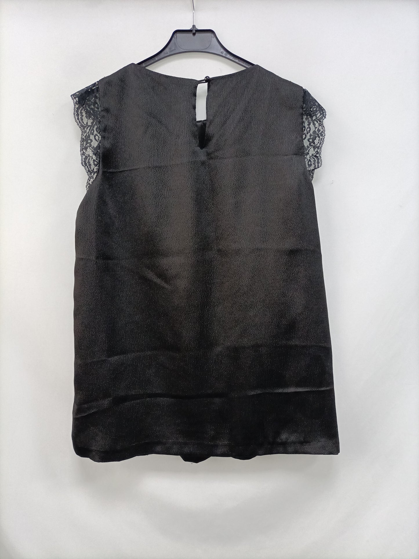 CORTEFIEL. Black lace blouse TM