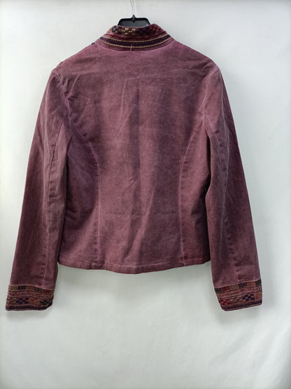 OTRAS. Chaqueta morada bordada T.u(s/m)