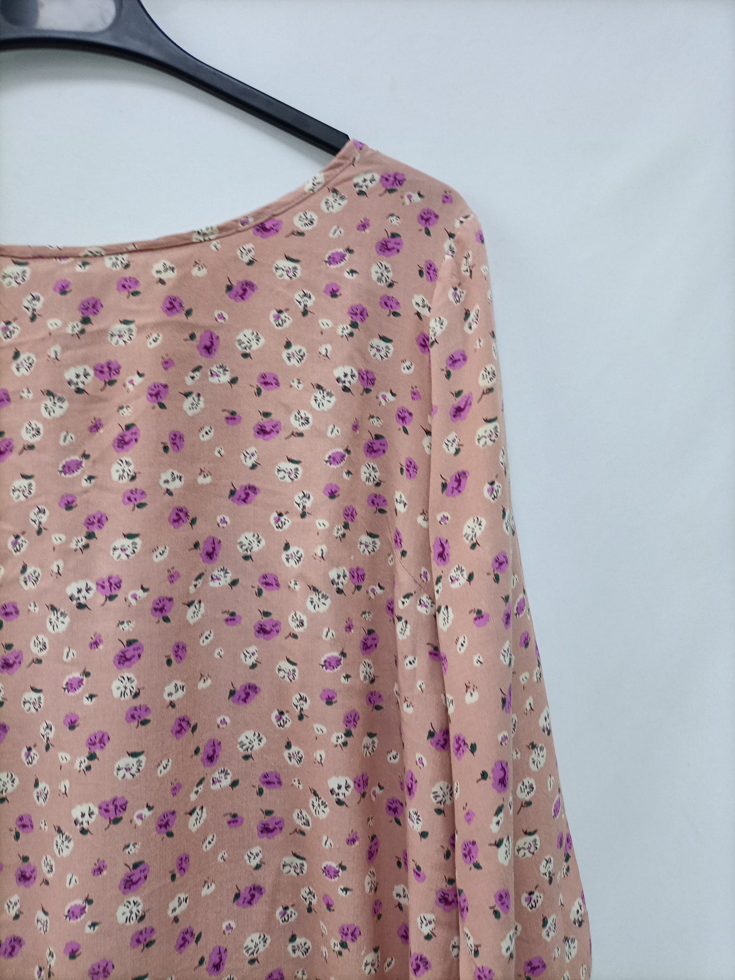 OTRAS. Total look flores T.s