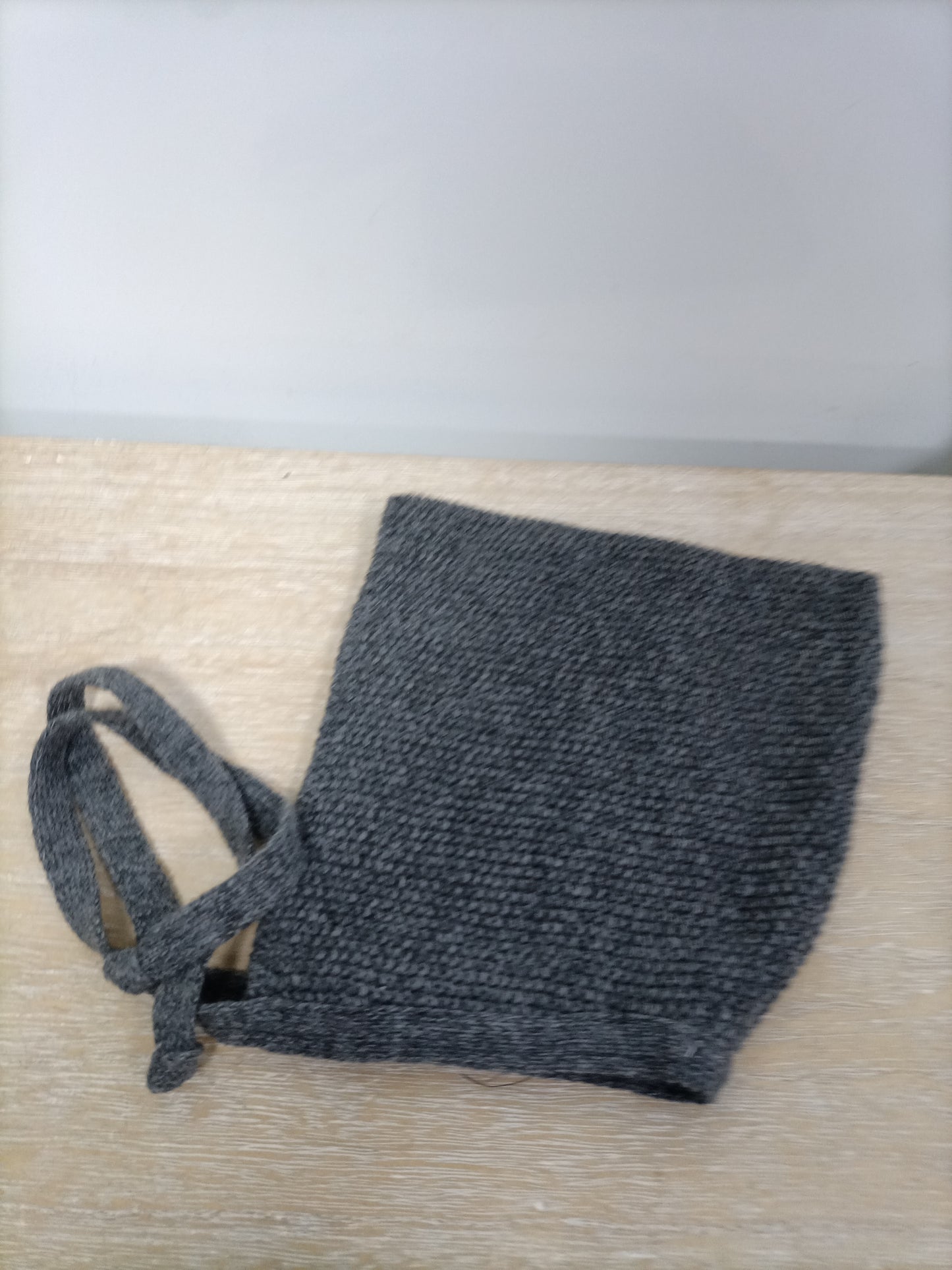 OMINI. Grey knit hood, size 2 years