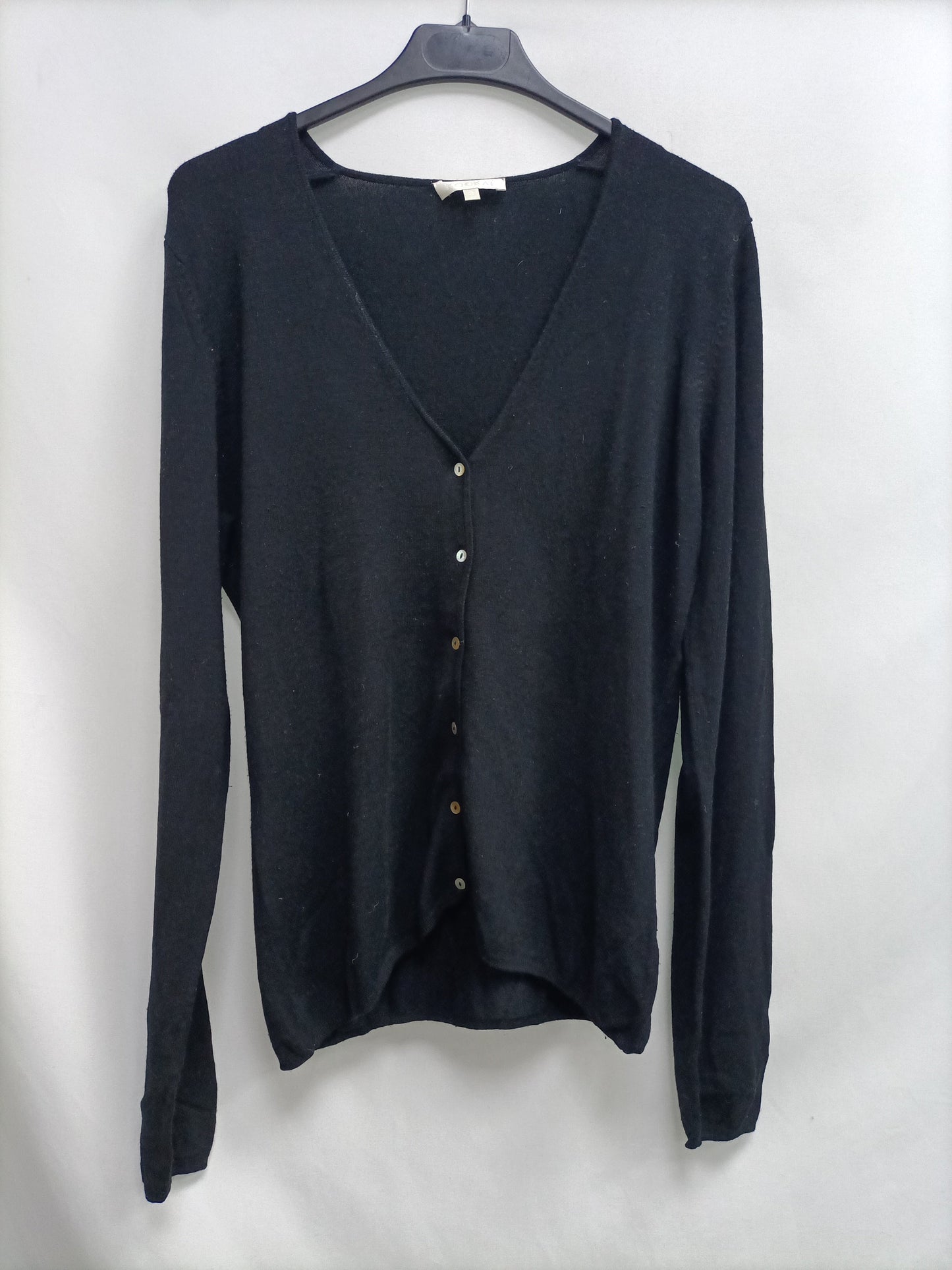 KOOKAI. Tl fluid black cardigan