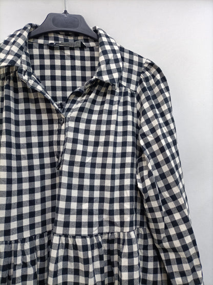 ZARA. Short gingham dress T.xs