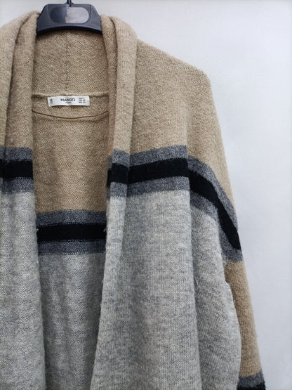 MANGO. Beige striped cardigan Ts