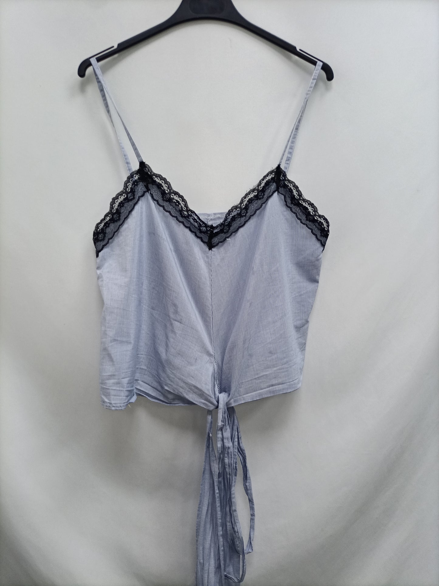 OTRAS. Top rayas y encaje T.u(m)