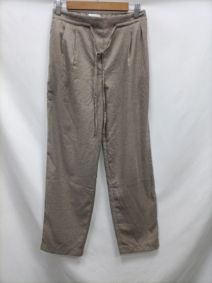 MANGO. Pantalón fluido beige T.s