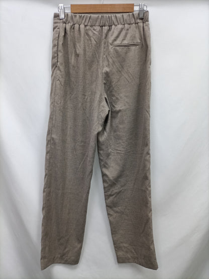 MANGO. Pantalón fluido beige T.s