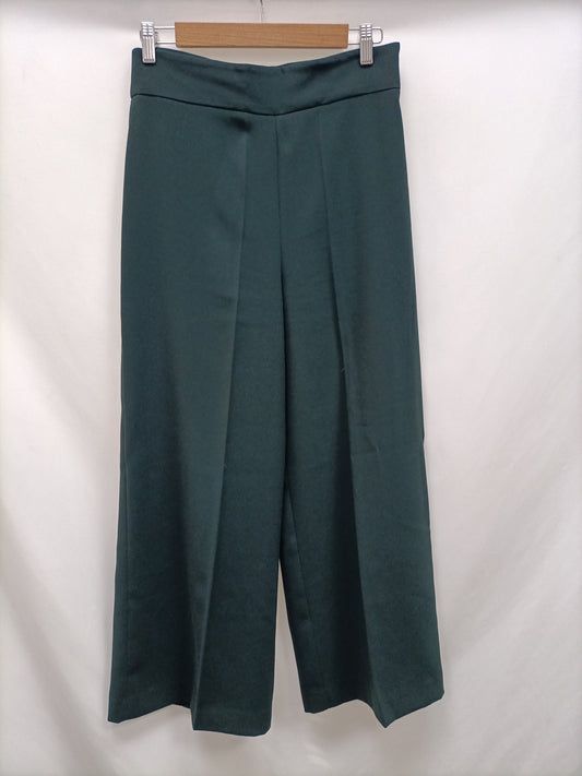 ZARA. Pantalón culotte verde T.m