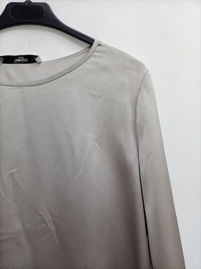 MANGO. Double textured gray Ts blouse