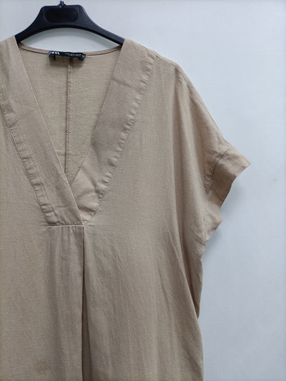 ZARA. Vestido beige oversized T.s