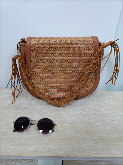 MONTSAINT.Bolso polipiel camel