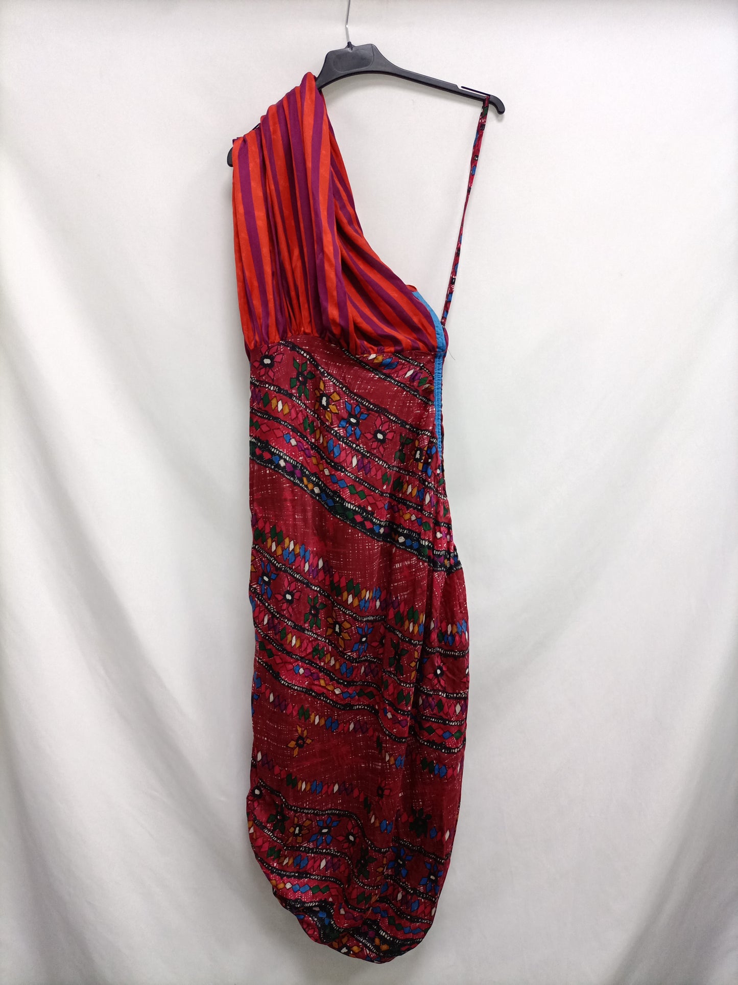 OTRAS. Vestido midi asimétrico Tu(s)