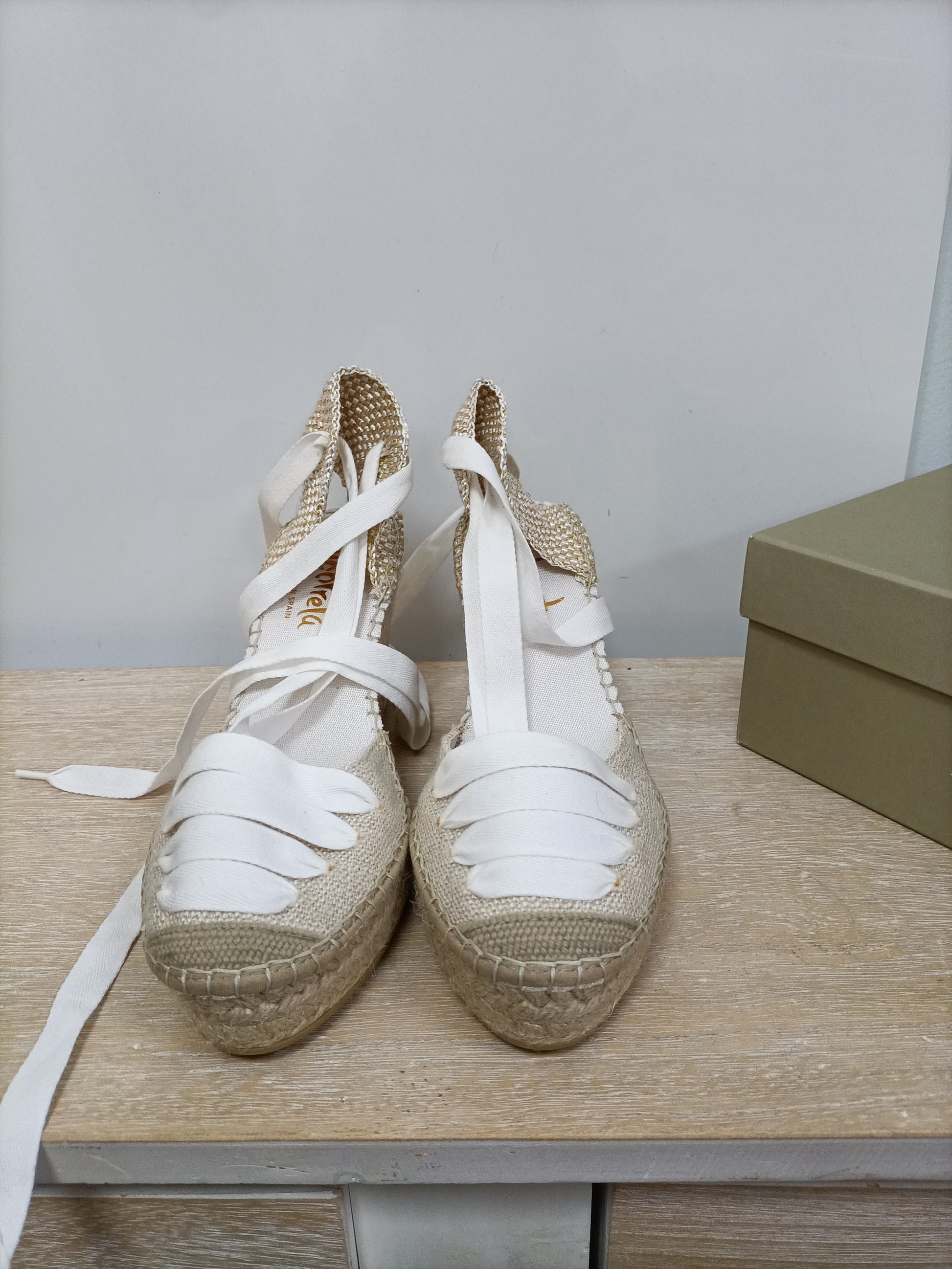 Culas beiges y dorado – Hibuy market